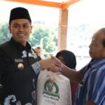 Wujud Perhatian Pemerintah, Wali Kota Blitar Salurkan Beras Lebih Dari 8000 Penerima