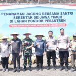 Bupati Sidoarjo Tanam Jagung Bersama Santri, Dukung Swasembada Pangan Nasional 2025