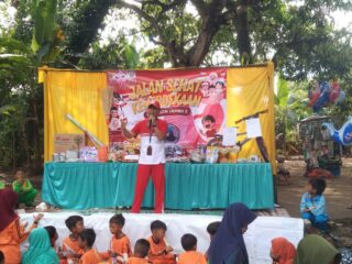 Meriahkan HUT ke-80 RI, SDN Jambu 02 Gelar Jalan Santai dan Launching Mars Sekolah