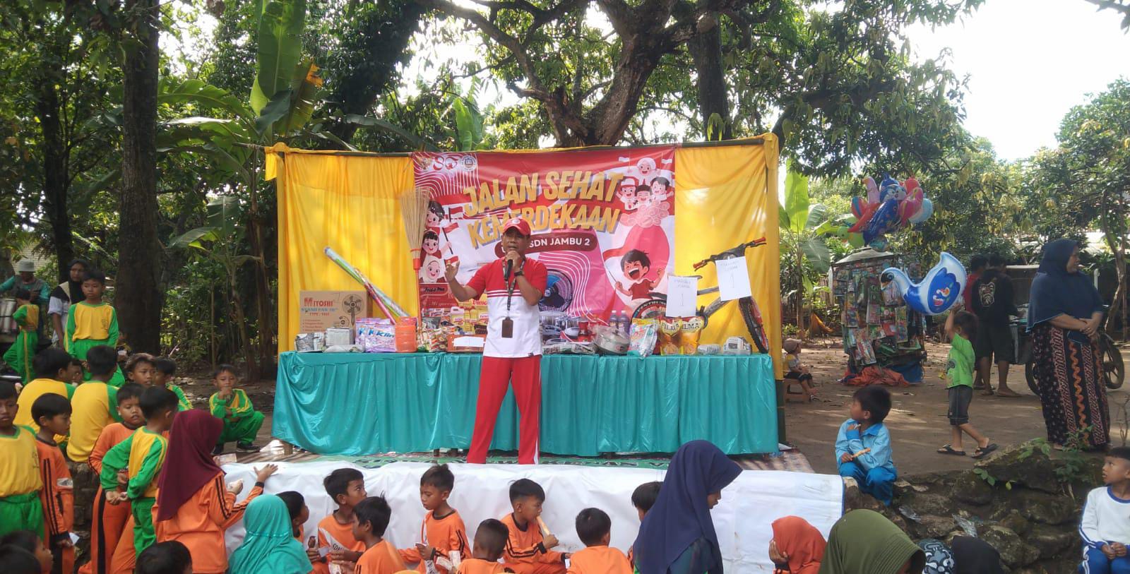 Meriahkan HUT ke-80 RI, SDN Jambu 02 Gelar Jalan Santai dan Launching Mars Sekolah