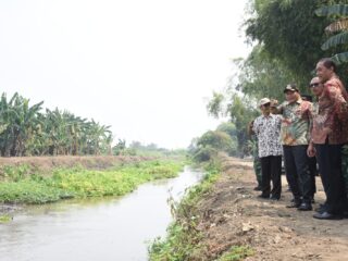Pemkab Sidoarjo Genjot Normalisasi Sungai di Musim Kemarau, 14 Alat Berat Dikerahkan