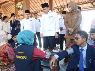 Program Cek Kesehatan Gratis Dimulai, 400 Santri Ponpes Al-Amanah Jalani Pemeriksaan