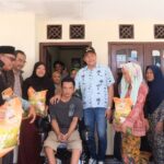 Bupati Sidoarjo Serahkan Bantuan Kursi Roda untuk Penyandang Disabilitas