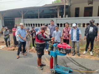 Proyek Jalan Arosbaya-Campor Disorot DPRD, Dugaan Pengurangan Volume Terbukti di Lapangan