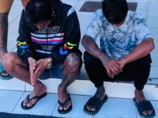 Niat Lindungi Anak, Seorang Ibu Luka Ditikam Dua Pria