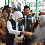Pemprov Jatim Gelar Pasar Murah di Sidoarjo, Gubernur Khofifah: Harga Jauh di Bawah HET