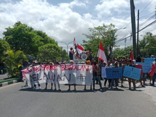 Ribuan Warga Gelar Aksi Damai di Kantor Bupati Bangkalan, Tuntut Pemerataan Pembangunan