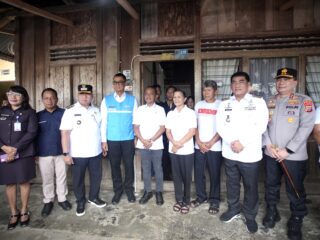 Gubernur YSK Dampingi Menteri Bahlil Resmikan Program Pasang Listrik Gratis di Minahasa