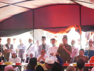 Hari Keempat Tragedi Ponpes Al-Khoziny, Wali Santri Sepakati Gunakan Alat Berat untuk Evakuasi