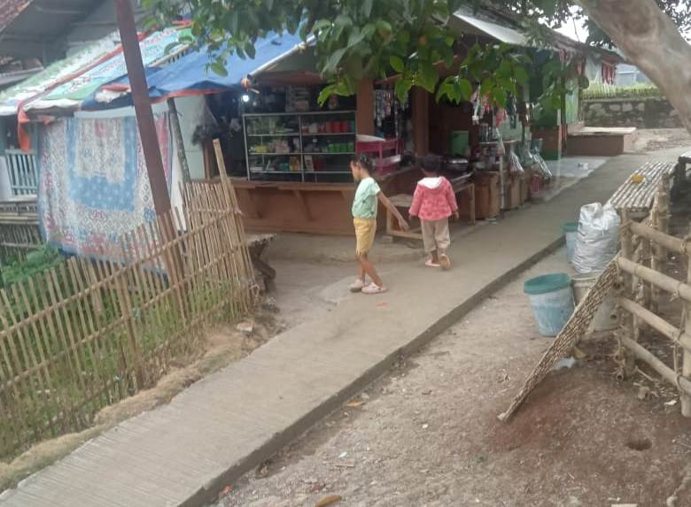 Pembangunan JALING Beton SITEMIX di Desa Sempur Rampung Dikerjakan