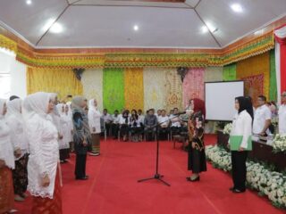 Rindah Gaib Mokoginta Kukuhkan Bunda PAUD Kecamatan, Desa dan Kelurahan se-Kota Kotamobagu