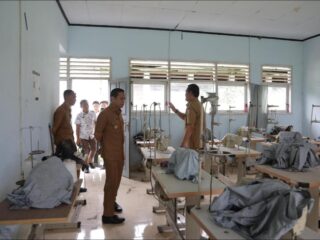 Wali Kota Kotamobagu Tinjau Fasilitas Pelatihan Kerja Dinas Perindustrian dan Tenaga Kerja