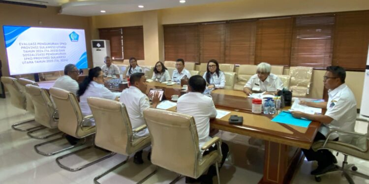Pj Sekprov Sulut Pimpin Rapat Penginputan Dokumen IPKD Tahun Anggaran 2024
