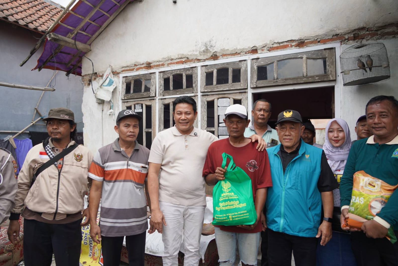 Bupati Sidoarjo Sidak Tiga RTLH, Percepatan Renovasi Dimulai Pekan Ini