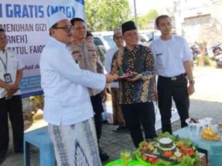 Sempat Terhenti Empat Hari, Program MBG di SDN Jambu 2 Kembali Berjalan