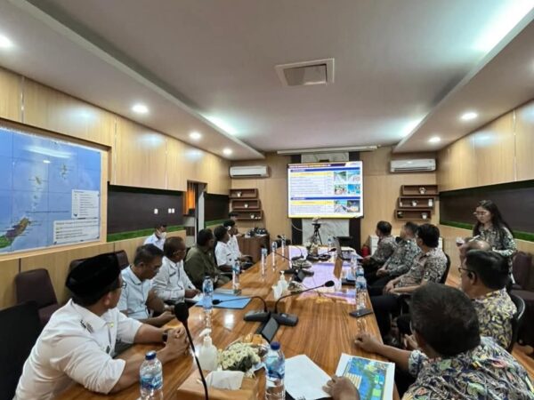 Jemput Bola, Pemkab Bolmong Utara Bertandang Di Balai Wilayah Sungai (BWS) Sulawesi I Bahas Abrasi Pantai di Desa Bolangitang II