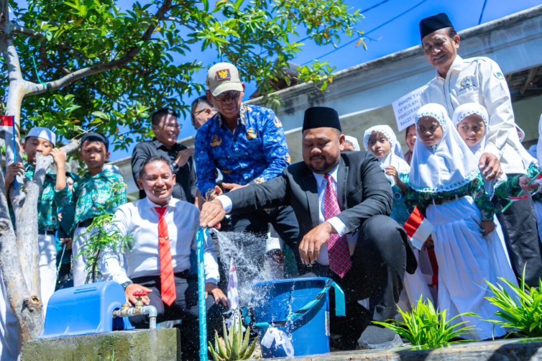 Pemkab Gresik Tuntaskan Krisis Air Bersih Warga Palebon Lewat SPAM Umbulan