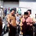 Pemkab Sidoarjo Segera Renovasi Rumah Kakek Pencari Rongsokan