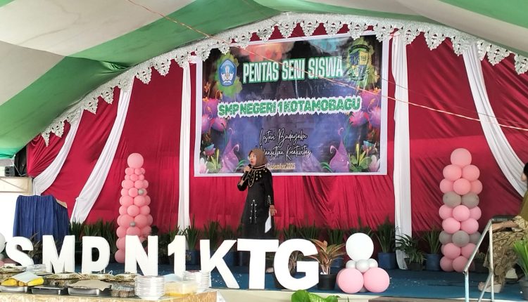 SMP Negeri 1 Kotamobagu Gelar Pentas Seni Siswa, Angkat Tema Pelestarian Budaya dan Kreativitas