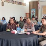Wakili Wali Kota, Kasat Pol-PP Kotamobagu Hadiri Sosialisasi UU KUHP