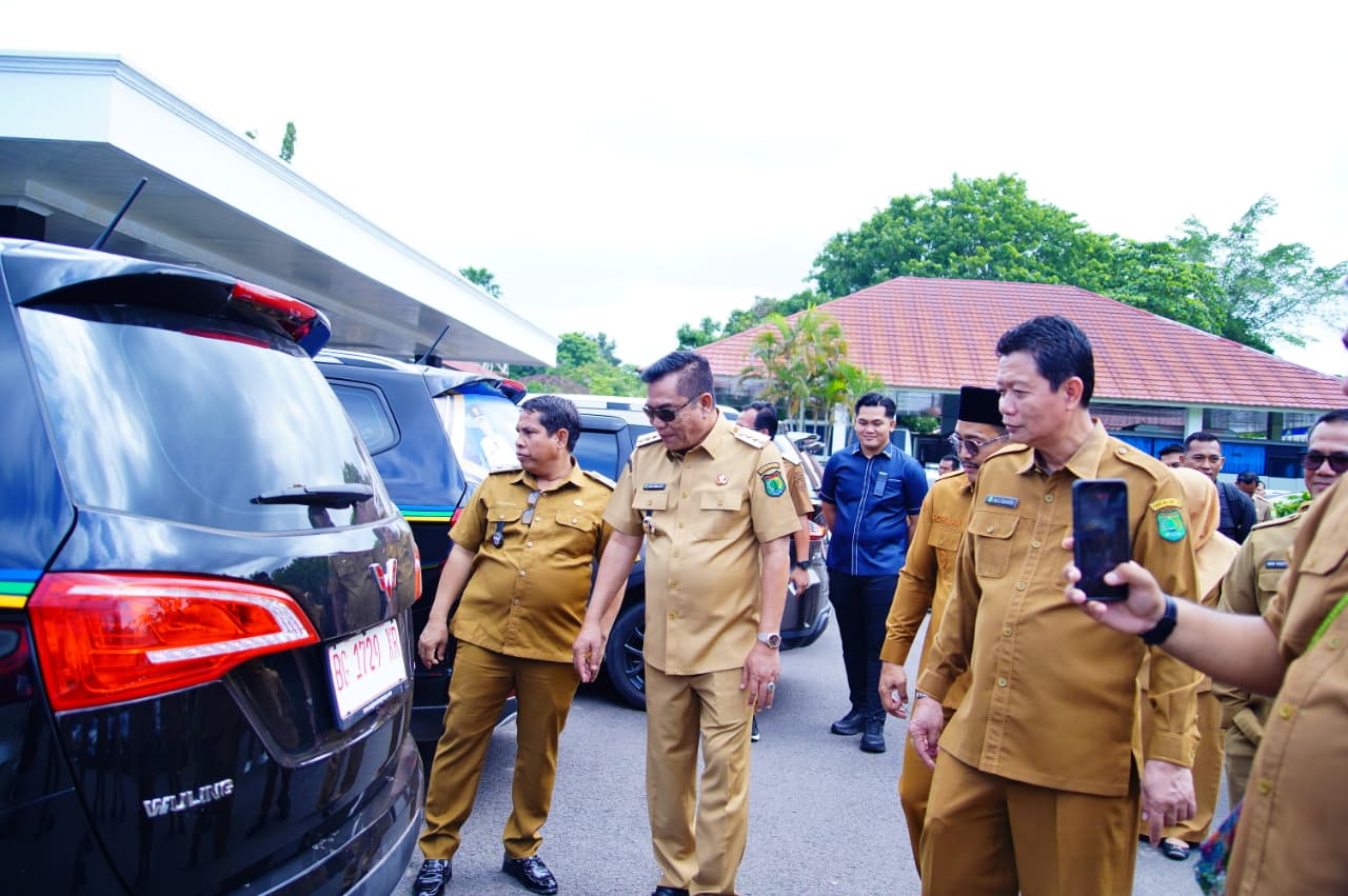 Bupati Muba Cek Fisik Puluhan Kendaraan Operasional Desa, Pastikan Aset Desa Tertib dan Transparan