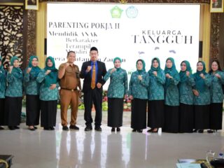 Ketua TP PKK Sidoarjo Ajak Ibu Ciptakan Keluarga Tangguh di Era Digital