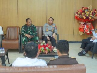 Wali Kota Bitung Pimpin Rapat Forkopimda, Buka Pos Bantuan untuk Korban Banjir Bandang Sitaro