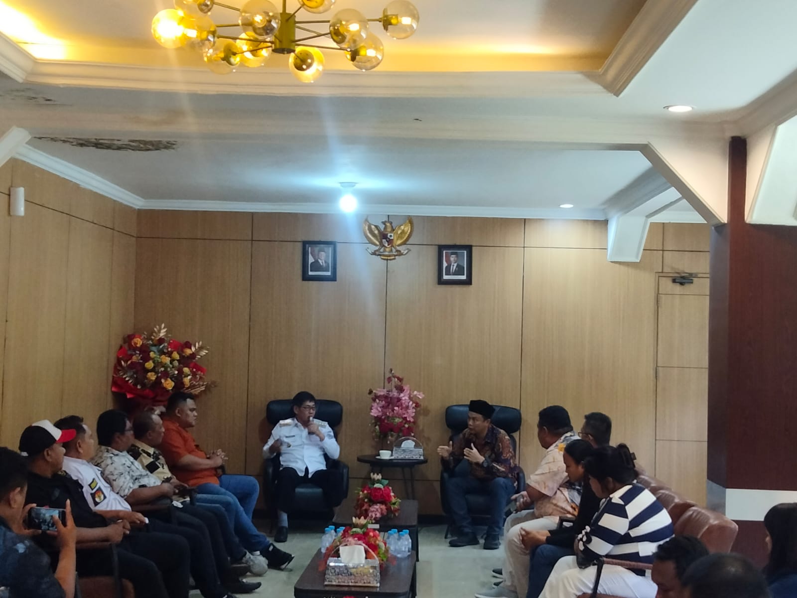 Wali Kota Hengky Honandar Terima Audiensi POLA, Dorong Harmoni Lintas Adat dan Agama