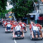 Bupati Gresik Serahkan 200 Becak Listrik Bantuan Presiden Prabowo untuk Pembecak Lansia