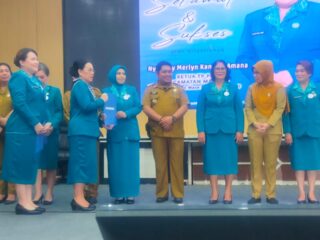 Ellen Honandar Sondakh Sahkan Ketua TP-PKK Kecamatan Pembina Posyandu dan Bunda Paud Kecamatan