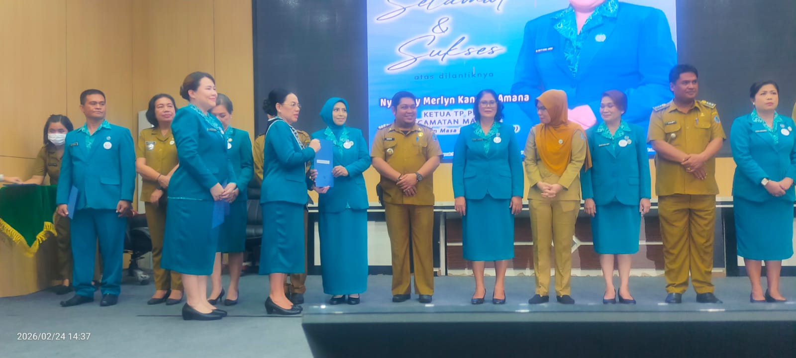 Ellen Honandar Sondakh Sahkan Ketua TP-PKK Kecamatan Pembina Posyandu dan Bunda Paud Kecamatan