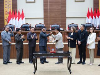 Gubernur Sulut Tetapkan Ranperda RTRW 2025-2044