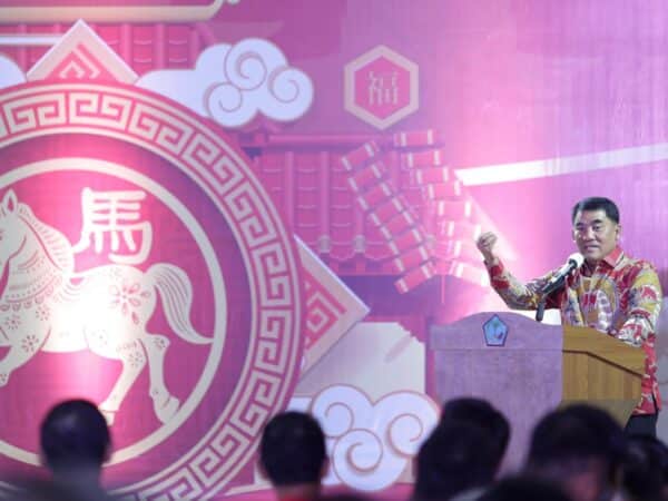 Hadiri Perayaan Imlek 2577 Kongzili Tingkat Provinsi, Gubernur Yulius Tekankan Hal Penting Ini