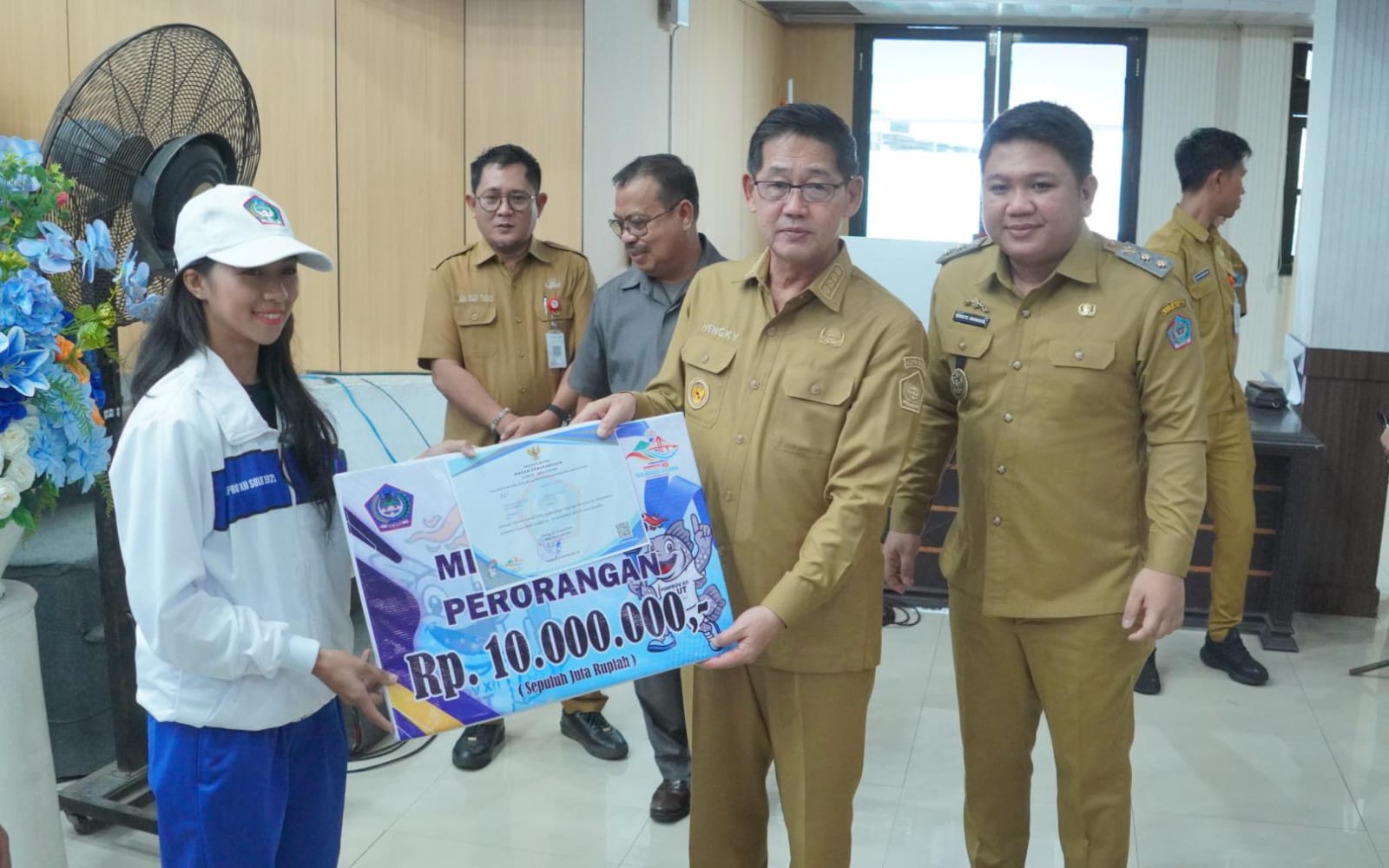 Keempat di Sulut, Pemkot Bitung Guyur Bonus Rp1,2 Miliar untuk Atlet Porprov