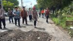 Wabup Sidoarjo Targetkan Perbaikan Jalan Rusak dan Jembatan selesai Sebelum Lebaran