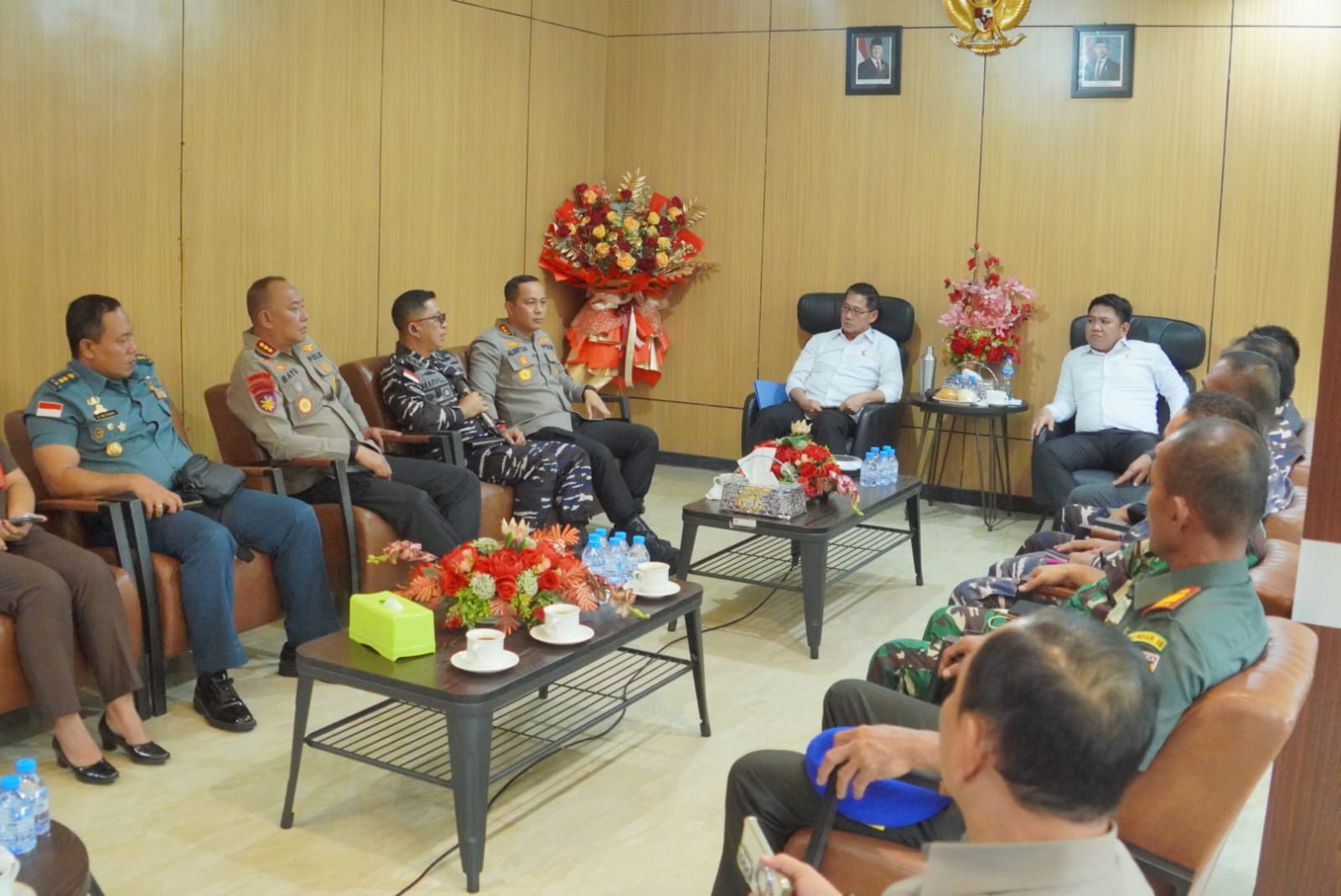 Wali Kota Bitung Hengky Honandar Pimpin Rapat Forkopimda Jelang Ramadhan 1447 H