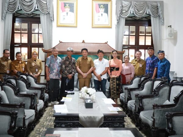 Bupati Sidoarjo Terima Audiensi PHDI, Perkuat Sinergi Kerukunan Umat