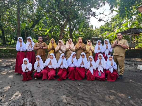 Halal Bihalal UPTD SDN Jambu 2, Pererat Silaturahmi dan Bangun Semangat Baru Pasca Lebaran