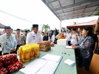 Gubernur Yulius Tinjau Program Gerakan Pangan Murah di Tutuyan, Boltim 