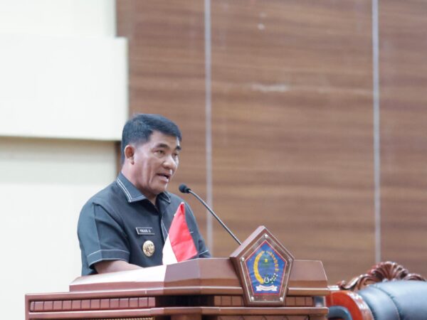 Gubernur Yulius Selvanus Sampaikan LKPJ 2025: Fokus pada Kesejahteraan Rakyat dan Konektivitas Wilayah 