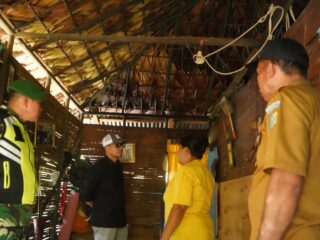 Perangi Kemiskinan Ekstrem, Bupati Boltara Cek Langsung Calon Penerima RTLH