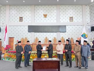Bupati Boltara Terima Rekomendasi DPRD atas LKPJ 2025