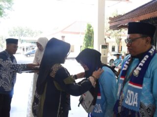 Kloter Perdana Jemaah Haji Sidoarjo Diberangkatkan, 39 Calon Tamu Allah Menuju Tanah Suci