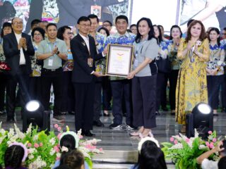 Diikuti 2.000 Anak, Hias Telur Paskah Massal di Sulut Pecahkan Rekor Dunia 