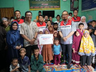 Hadirkan Program Pertamina BERKAH bagi Anak Yatim di Makassar