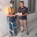 Kisah Haru di Samsat Bangkalan, Penyandang Disabilitas Rela Naik Becak Demi Bayar Pajak Kendaraan