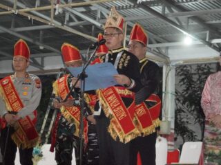 Pemkot Bitung Terima Gelar Adat, Lanjut Deklarasi Damai