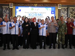 Wabup Mimik Idayana Kukuhkan Pengurus KORMI Sidoarjo 2025-2029