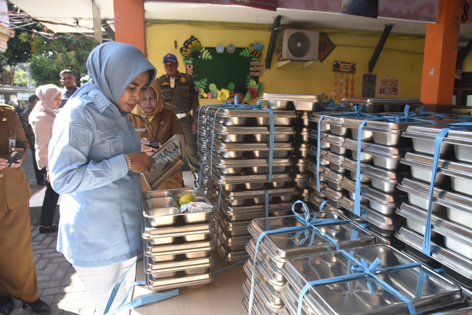 Wabup Pastikan Menu MBG di SDN Pucang 1 Sesuai Standar Gizi BGN
