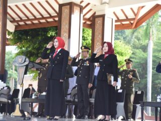 Wabup Sidoarjo Pimpin Upacara Harkitnas 2026, Tekankan Kedaulatan Digital dan Perlindungan Generasi Muda
